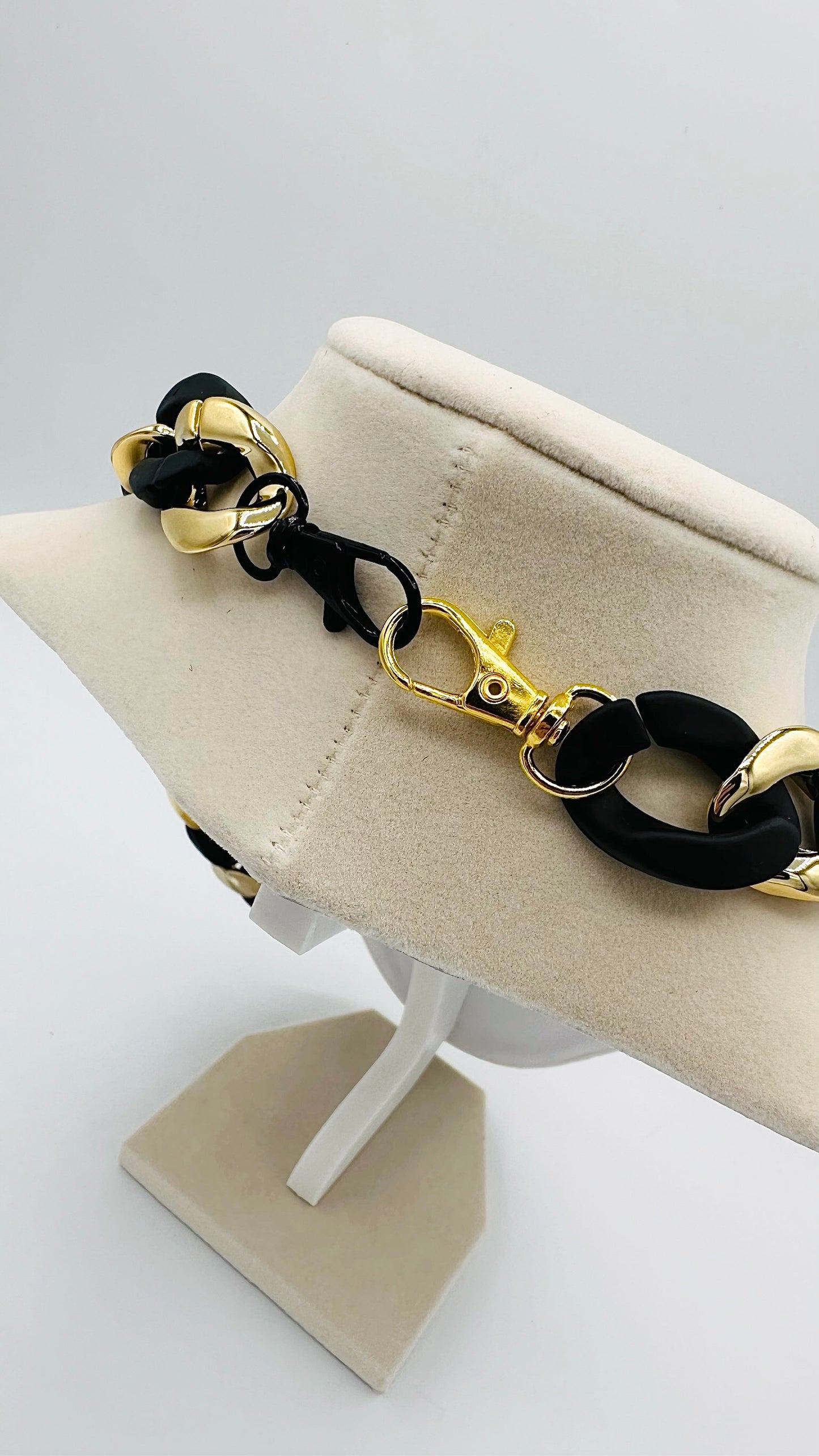 Gold and Black Chunky Chain (Acrylic)