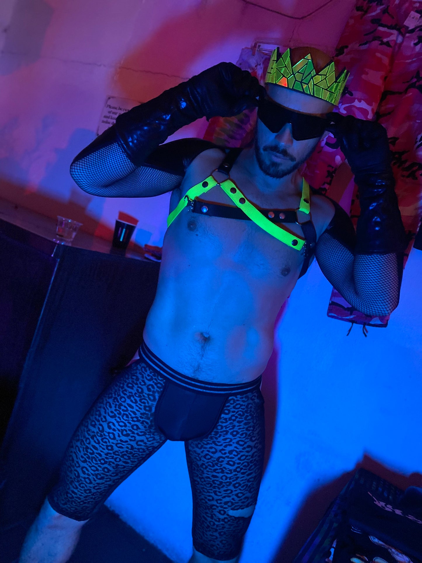 (UV) Lime Mirror Crown on Black